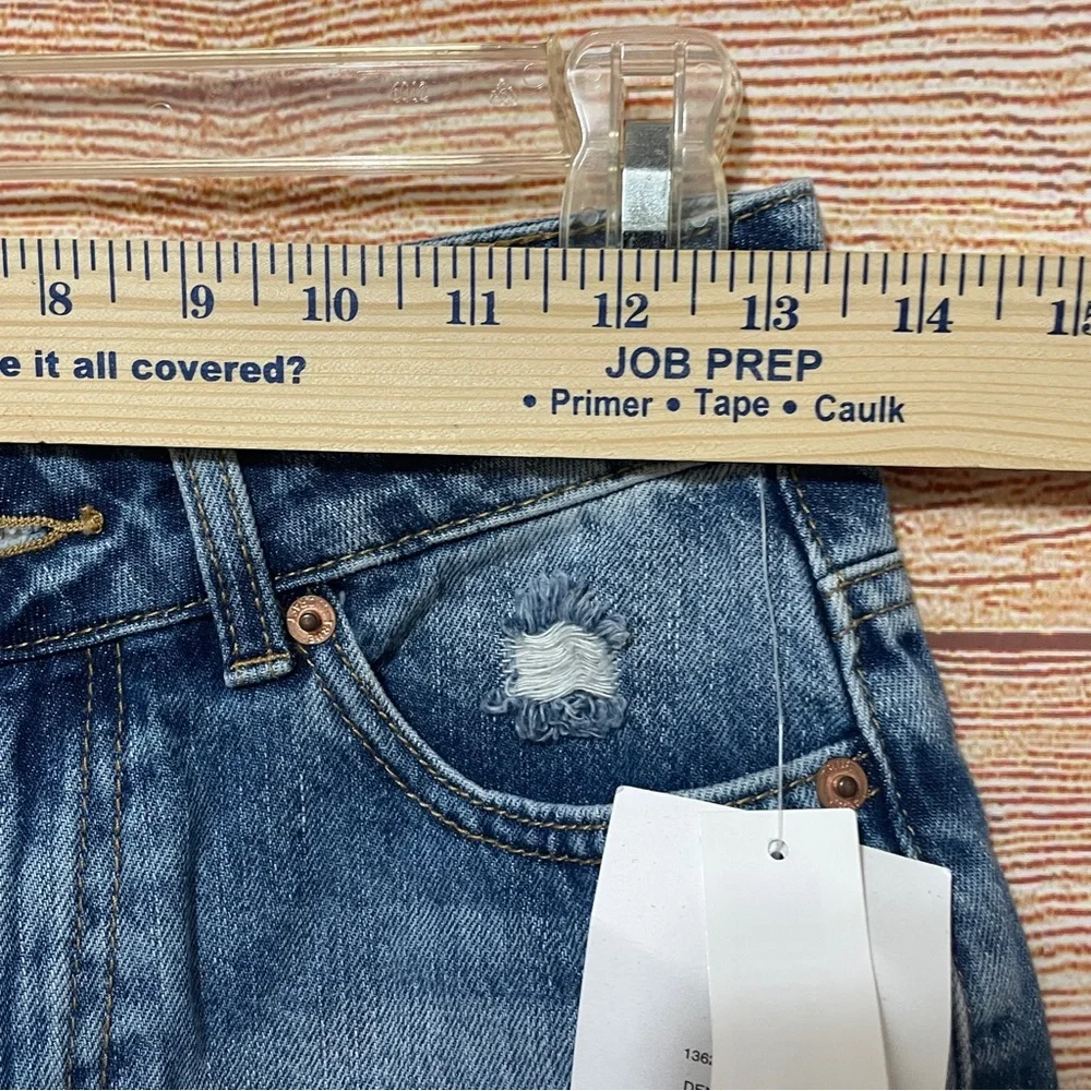 TRUE CRAFT Wyatt High Waist Spring Basa Distressed‎ Denim Shorts